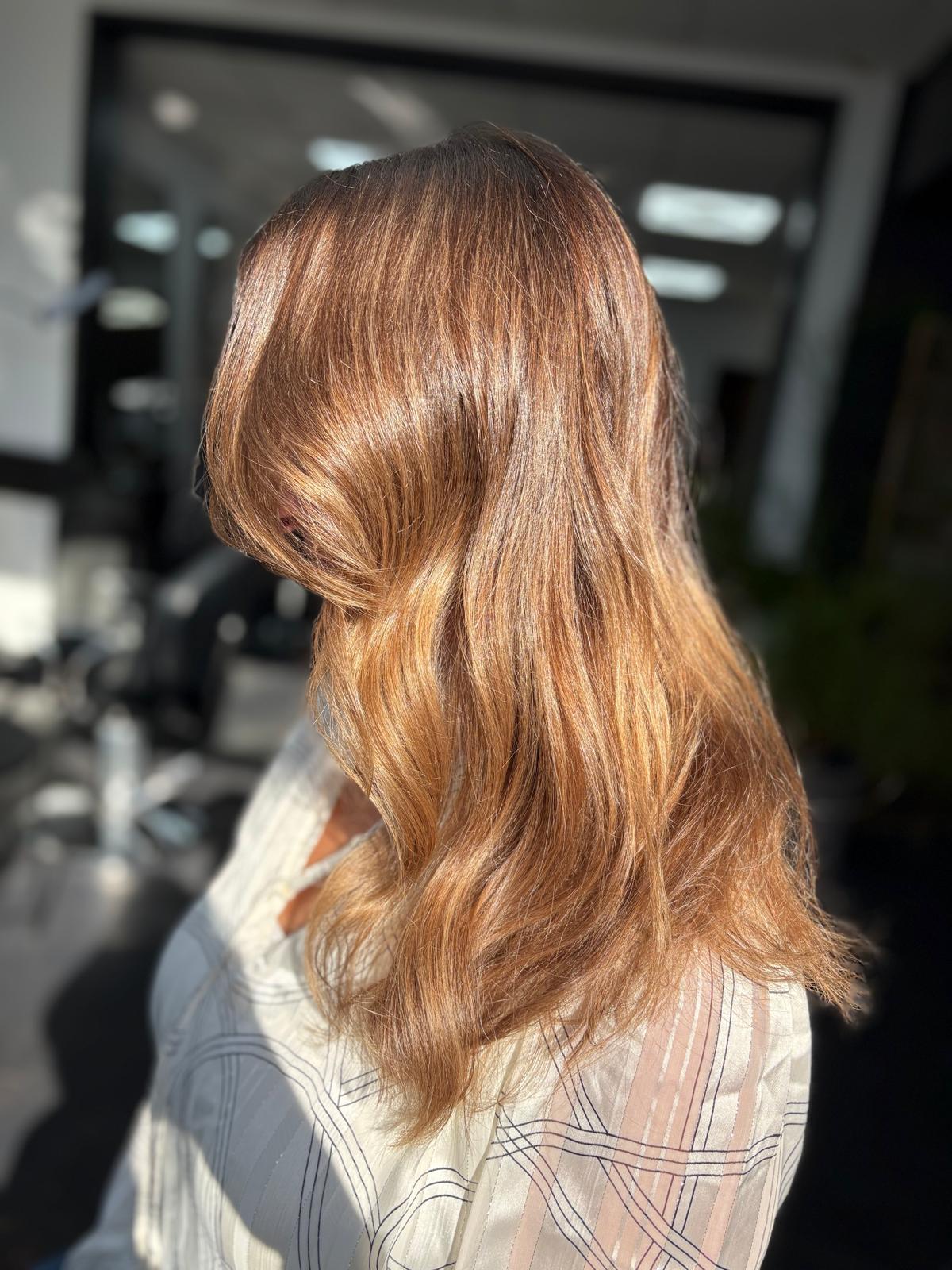 Hairstyle by Unit G