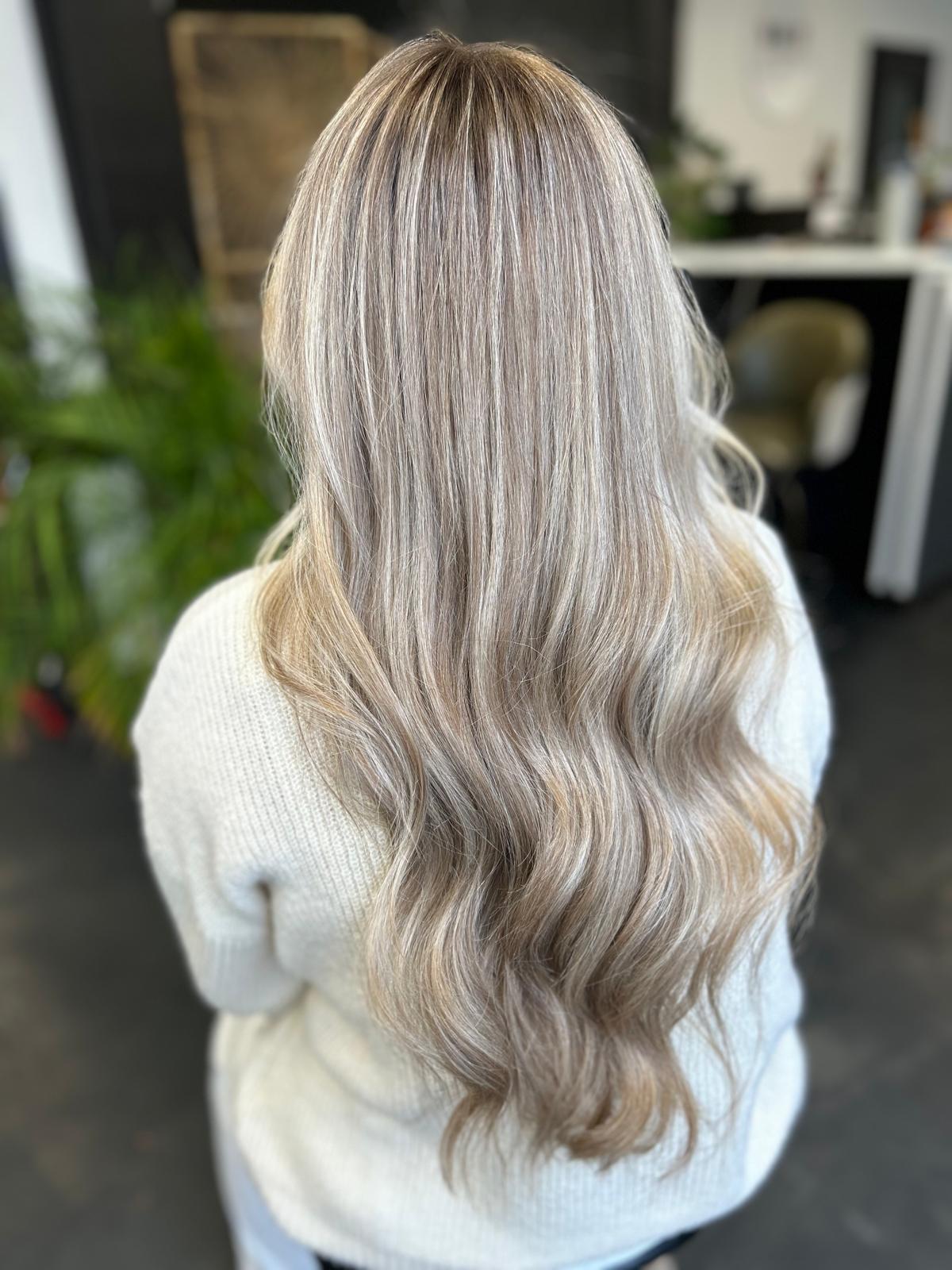 Hairstyle by Unit G