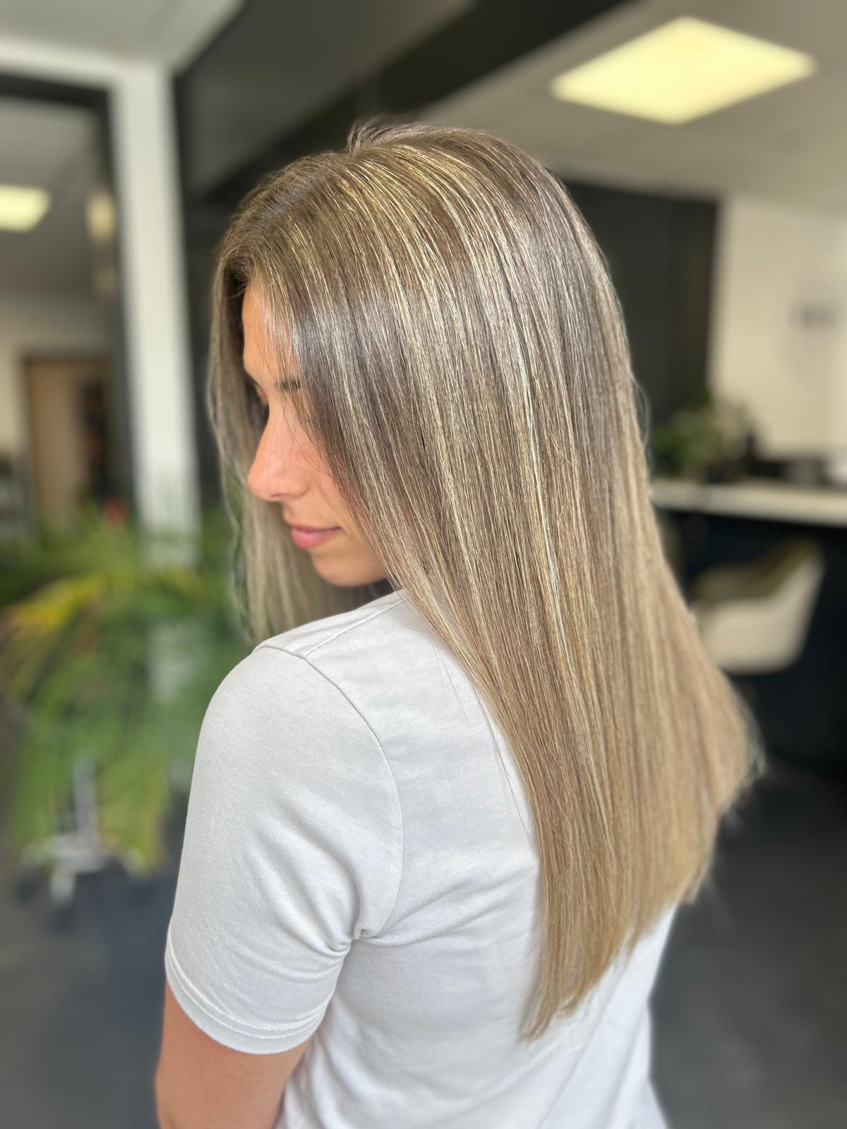 Hairstyle by Unit G